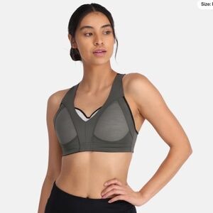 NWT 36 B Kari Tara Sports Bra 100% Merino Wool Cups